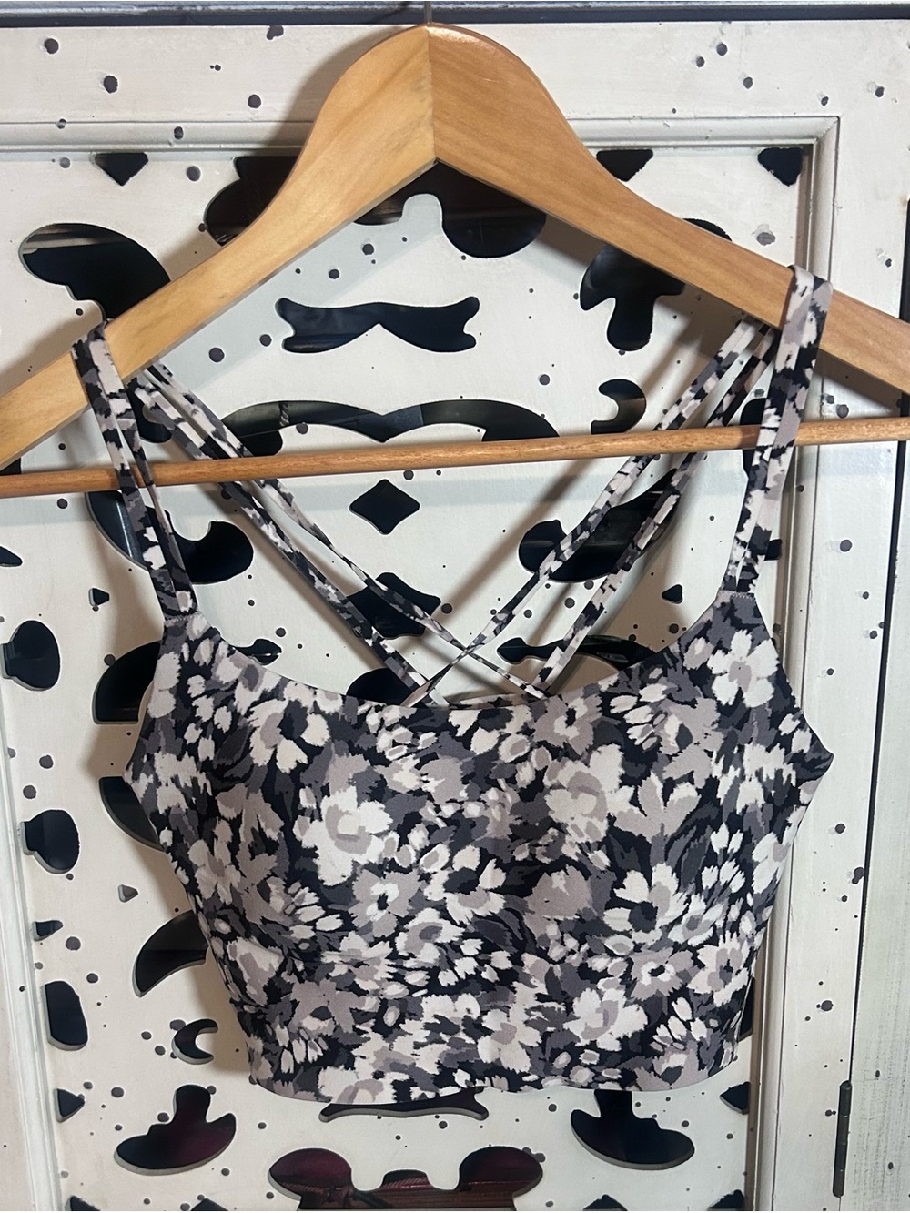OFFLINE by Aerie Real Me Floral Sports Bra XS/P Cropped Racerback Cardio Tank